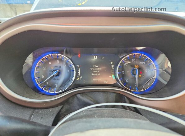 2C4RC1BG1JR333409 2018 CHRYSLER PACIFICA Серебряный Вид щитка приборов