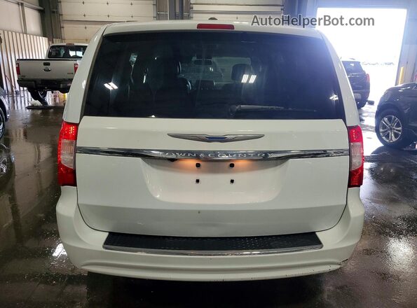 2C4RC1BG2GR240049 2016 CHRYSLER TOWN White Հետևի տեսք