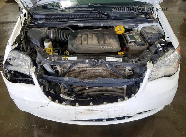 2C4RC1BG2GR240049 2016 CHRYSLER TOWN White Սալոնի հետևի տեսք
