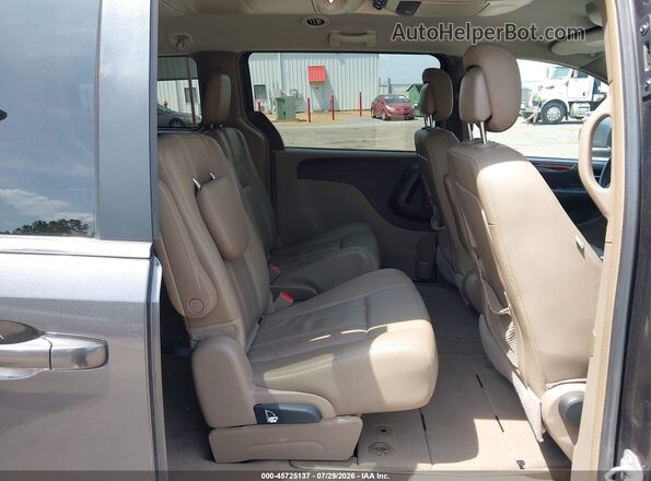 2C4RC1BG2GR293754 2016 CHRYSLER TOWN & COUNTRY Gray VIN კოდის სტიკერის ხედი