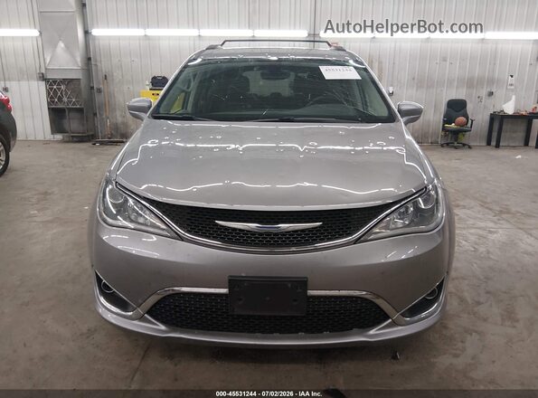 2C4RC1BG2HR528803 2017 CHRYSLER PACIFICA Silver Rear interior view
