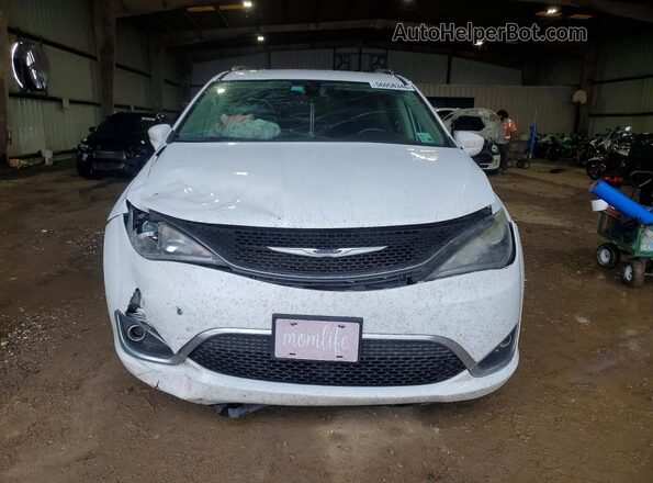 2C4RC1BG2KR680457 2019 CHRYSLER PACIFICA White Front view