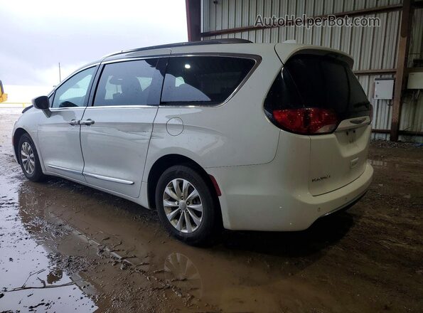 2C4RC1BG2KR680457 2019 CHRYSLER PACIFICA White Rear left