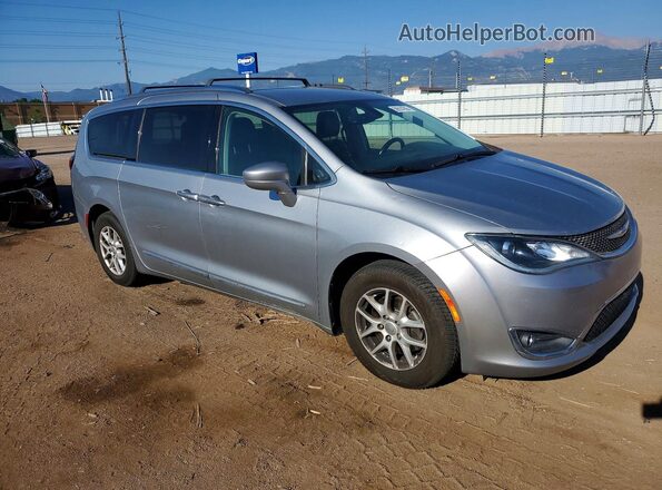 2C4RC1BG2LR275992 2020 CHRYSLER PACIFICA Silver Front right