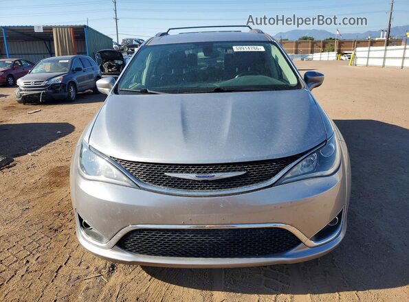 2C4RC1BG2LR275992 2020 CHRYSLER PACIFICA Silver Front view