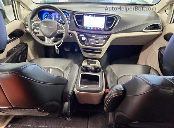 2C4RC1BG2RR118584 2024 CHRYSLER PACIFICA White Вид панелі приладів