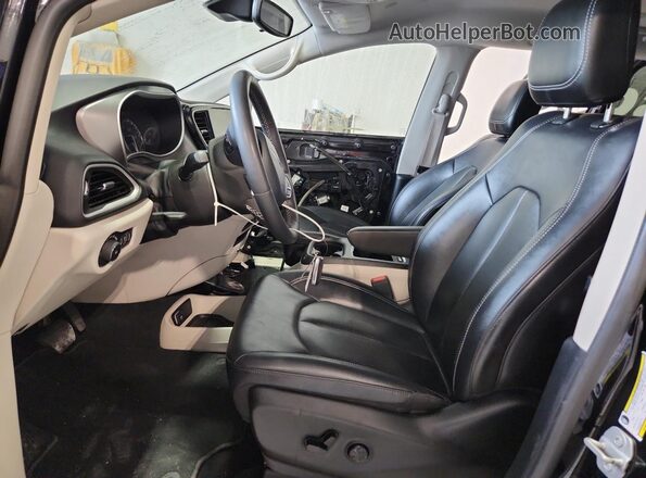 2C4RC1BG2RR149429 2024 CHRYSLER PACIFICA Черный 