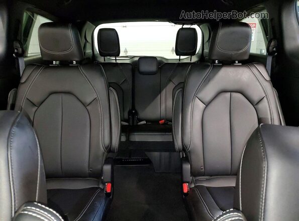 2C4RC1BG2VR576698 2027 CHRYSLER PACIFICA Black Widok tylnych siedzeń