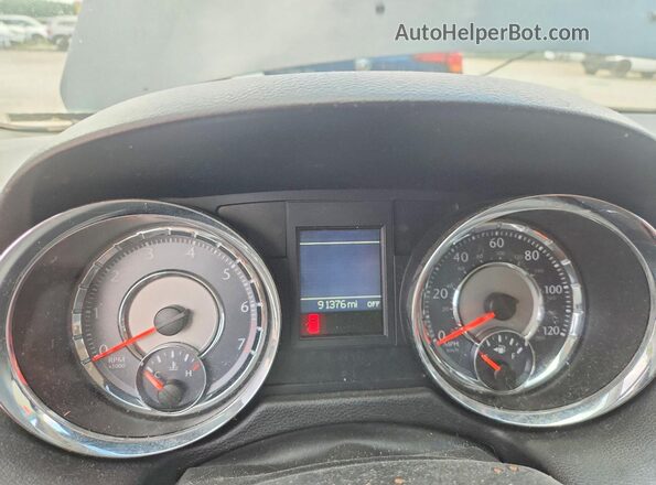 2C4RC1BG3GR197776 2016 CHRYSLER TOWN Gray ხელსაწყოთა პანელის ხედი