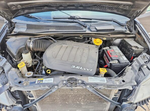 2C4RC1BG3GR197776 2016 CHRYSLER TOWN Gray ძრავის განყოფილების ხედი