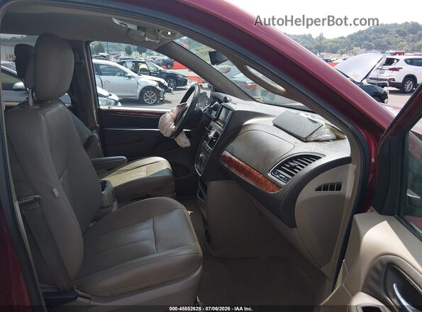 2C4RC1BG3GR238133 2016 CHRYSLER TOWN & COUNTRY Burgundy Вид салону спереду