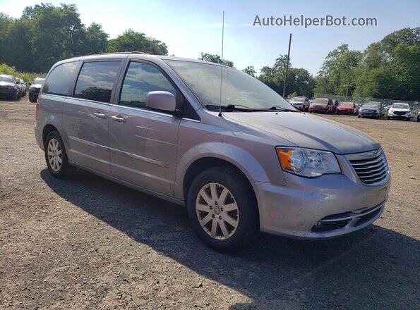 2C4RC1BG3GR247706 2016 CHRYSLER TOWN Silver Przód prawy