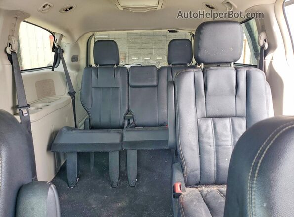 2C4RC1BG3GR290572 2016 CHRYSLER TOWN White Widok tylnych siedzeń