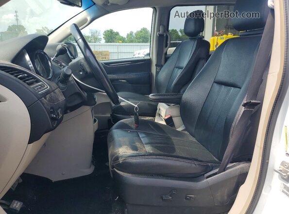 2C4RC1BG3GR290572 2016 CHRYSLER TOWN White Widok wnętrza z przodu