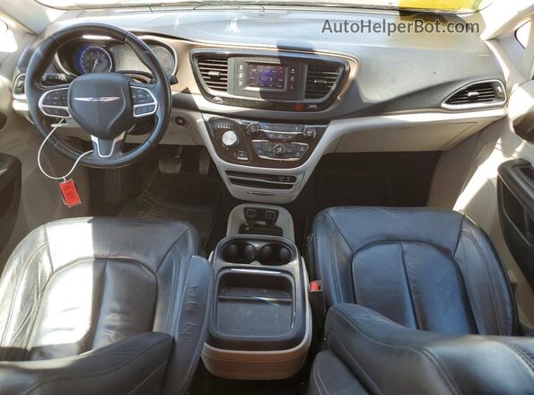 2C4RC1BG3HR620650 2017 CHRYSLER PACIFICA White წინა პანელის ხედი