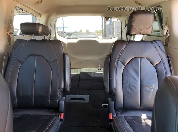2C4RC1BG3HR620650 2017 CHRYSLER PACIFICA White უკანა სავარძლების ხედი