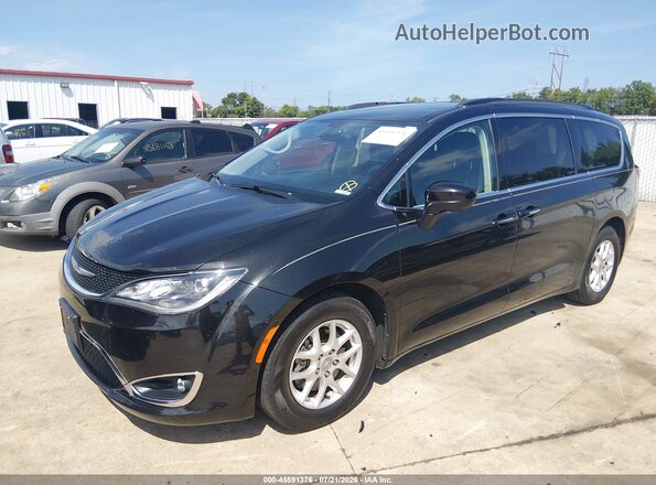 2C4RC1BG3HR771827 2017 CHRYSLER PACIFICA Black Przód lewy