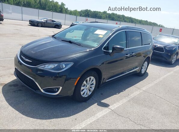 2C4RC1BG3JR112121 2018 CHRYSLER PACIFICA Black Przód lewy