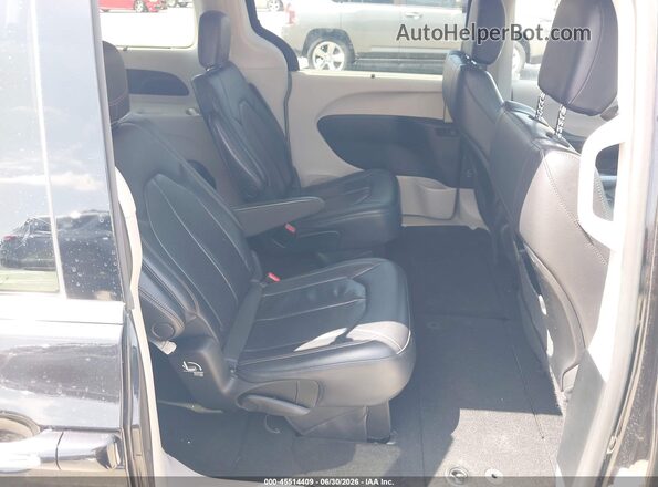 2C4RC1BG3JR112121 2018 CHRYSLER PACIFICA Black Widok naklejki z numerem VIN