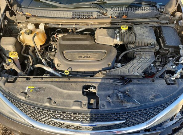2C4RC1BG3KR650867 2019 CHRYSLER PACIFICA Серый Вид подкапотного пространства