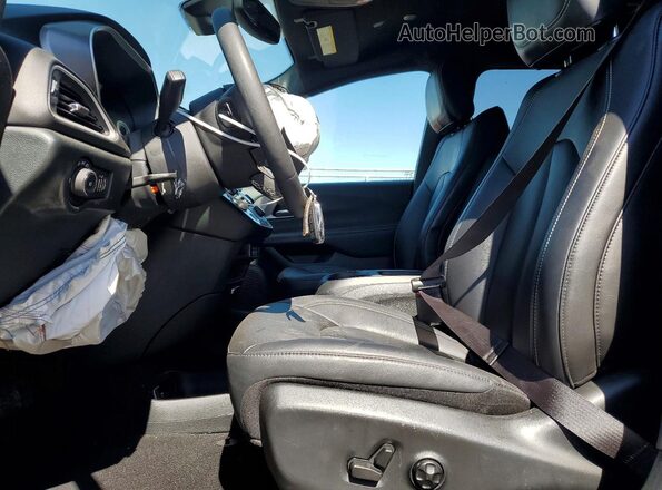 2C4RC1BG3SR503268 2025 CHRYSLER PACIFICA Blue Front interior view
