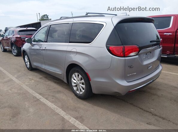 2C4RC1BG4HR569840 2017 CHRYSLER PACIFICA Silver Հետևի ձախ
