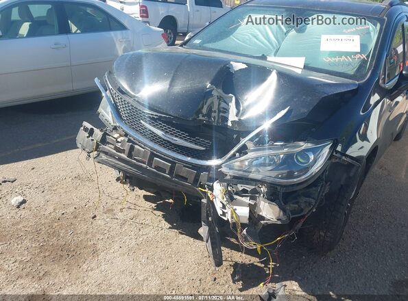 2C4RC1BG4HR633729 2017 CHRYSLER PACIFICA Black Front view