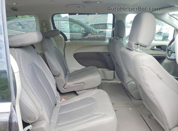 2C4RC1BG4HR745611 2017 CHRYSLER PACIFICA Black უკანა სალონის ხედი