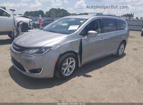 2C4RC1BG4HR803507 2017 CHRYSLER PACIFICA Silver Vista tres cuartos delantera izquierda