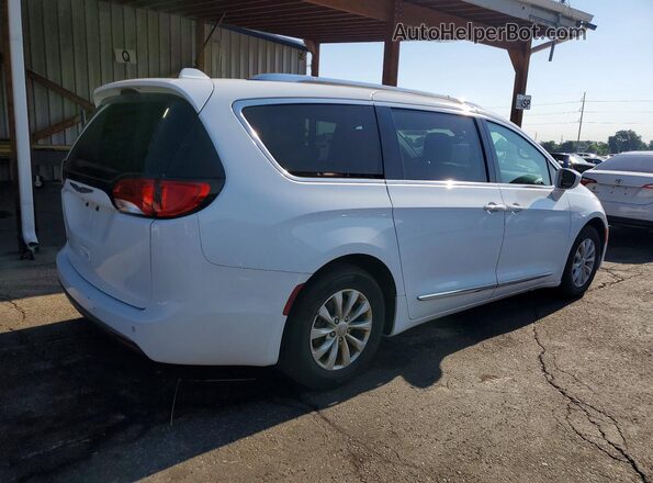 2C4RC1BG4JR120504 2018 CHRYSLER PACIFICA White Задня права чверть