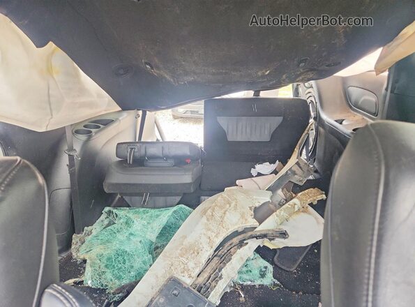 2C4RC1BG4KR604979 2019 CHRYSLER PACIFICA White Rear seats view
