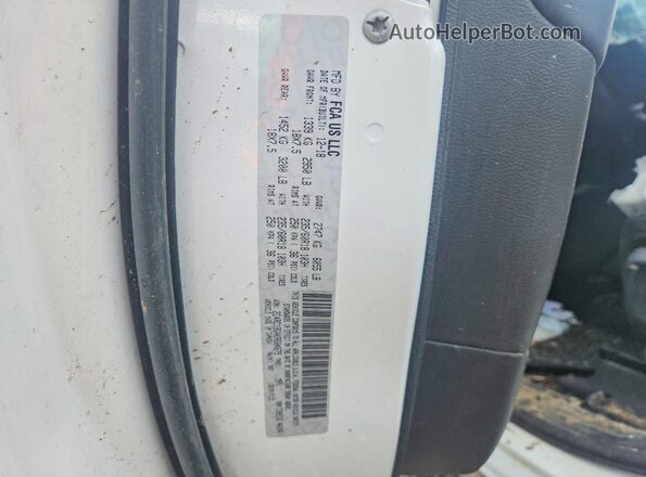 2C4RC1BG4KR604979 2019 CHRYSLER PACIFICA White VIN sticker view