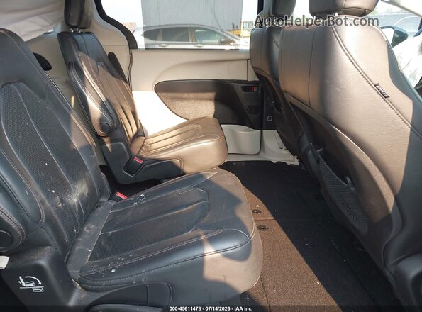 2C4RC1BG4LR149813 2020 CHRYSLER PACIFICA Black VIN կոդի պիտակի տեսք