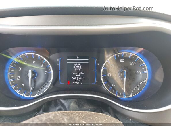 2C4RC1BG4LR149813 2020 CHRYSLER PACIFICA Black Հետևի նստատեղերի տեսք