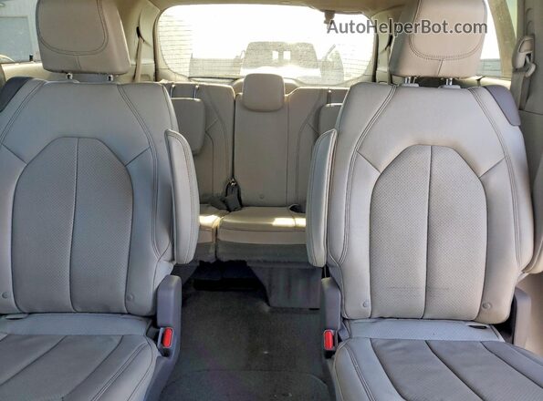 2C4RC1BG4LR276495 2020 CHRYSLER PACIFICA Burgundy Vista de los asientos traseros
