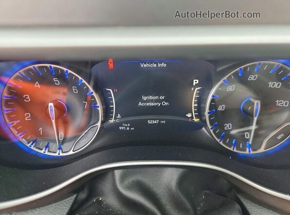 2C4RC1BG4MR560484 2021 CHRYSLER PACIFICA Gray ხელსაწყოთა პანელის ხედი