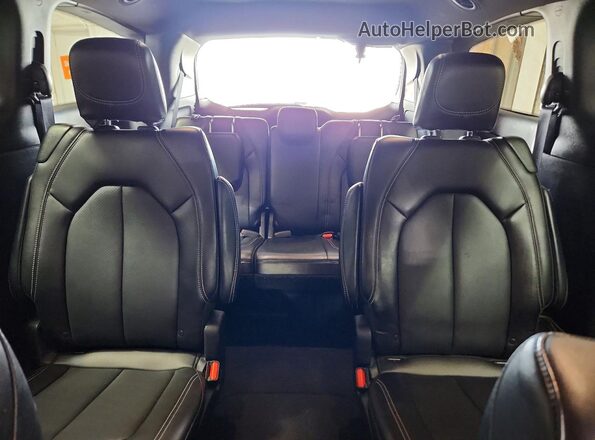 2C4RC1BG4SR581445 2025 CHRYSLER PACIFICA White Вид задніх сидінь