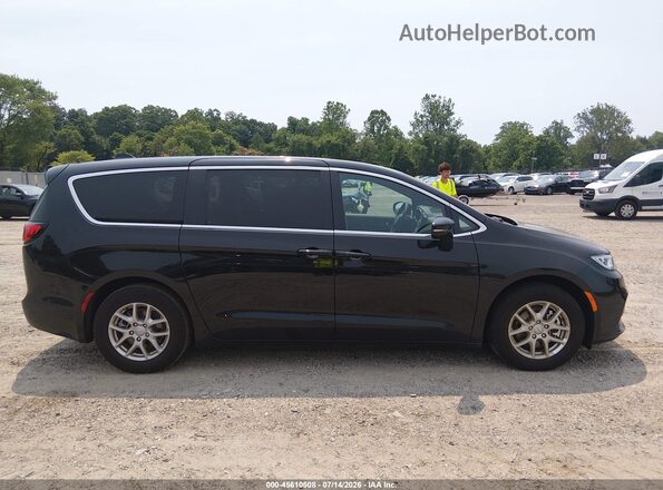 2C4RC1BG4SR599850 2025 CHRYSLER PACIFICA Black Widok wnętrza z tyłu