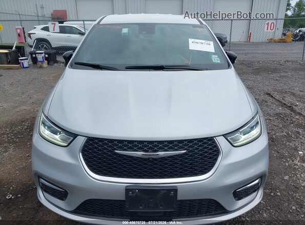 2C4RC1BG4TR240144 2026 CHRYSLER PACIFICA Серебряный Вид щитка приборов