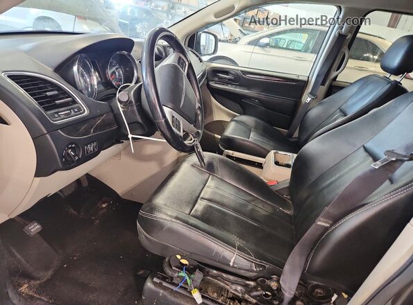 2C4RC1BG5GR157781 2016 CHRYSLER TOWN Black Սալոնի դիմացի տեսք