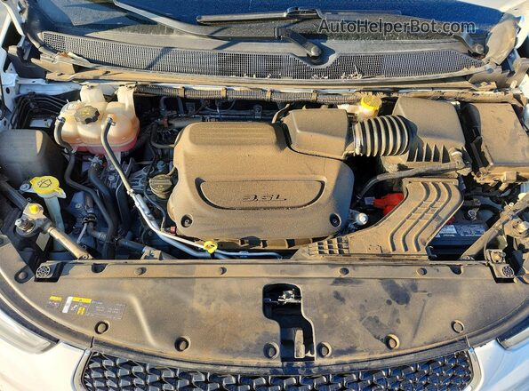 2C4RC1BG5NR206376 2022 CHRYSLER PACIFICA White Engine compartment view
