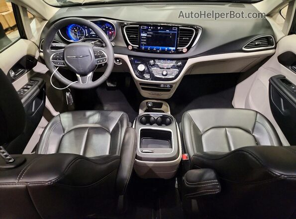 2C4RC1BG5PR627310 2023 CHRYSLER PACIFICA Black Widok deski rozdzielczej