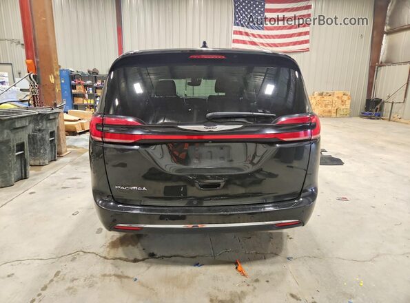 2C4RC1BG5PR627310 2023 CHRYSLER PACIFICA Black Widok z tyłu