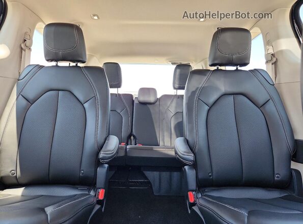 2C4RC1BG5RR165186 2024 CHRYSLER PACIFICA Черный Вид задних сидений