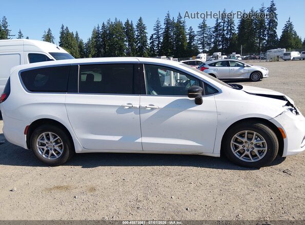 2C4RC1BG5SR539060 2025 CHRYSLER PACIFICA Белый Вид задней части салона