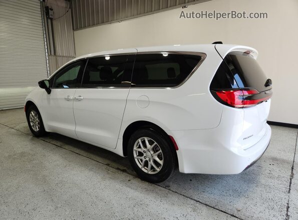 2C4RC1BG5TR204494 2026 CHRYSLER PACIFICA White Սալոնի 360 աստիճան տեսք