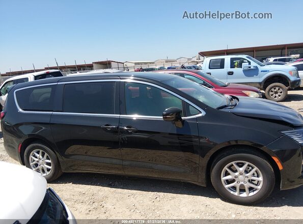 2C4RC1BG5VR552847 2027 CHRYSLER PACIFICA Black Widok wnętrza 360 stopni