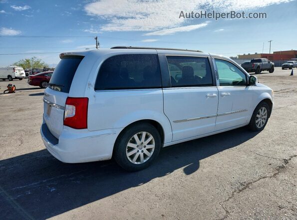 2C4RC1BG6GR206647 2016 CHRYSLER TOWN White Задня права чверть