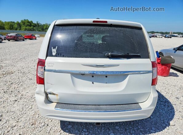 2C4RC1BG6GR281610 2016 CHRYSLER TOWN White უკანა ხედი