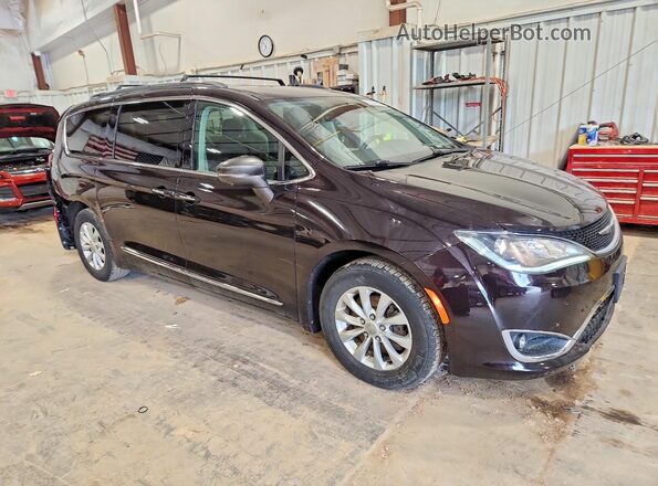2C4RC1BG6JR270002 2018 CHRYSLER PACIFICA Purple Front right